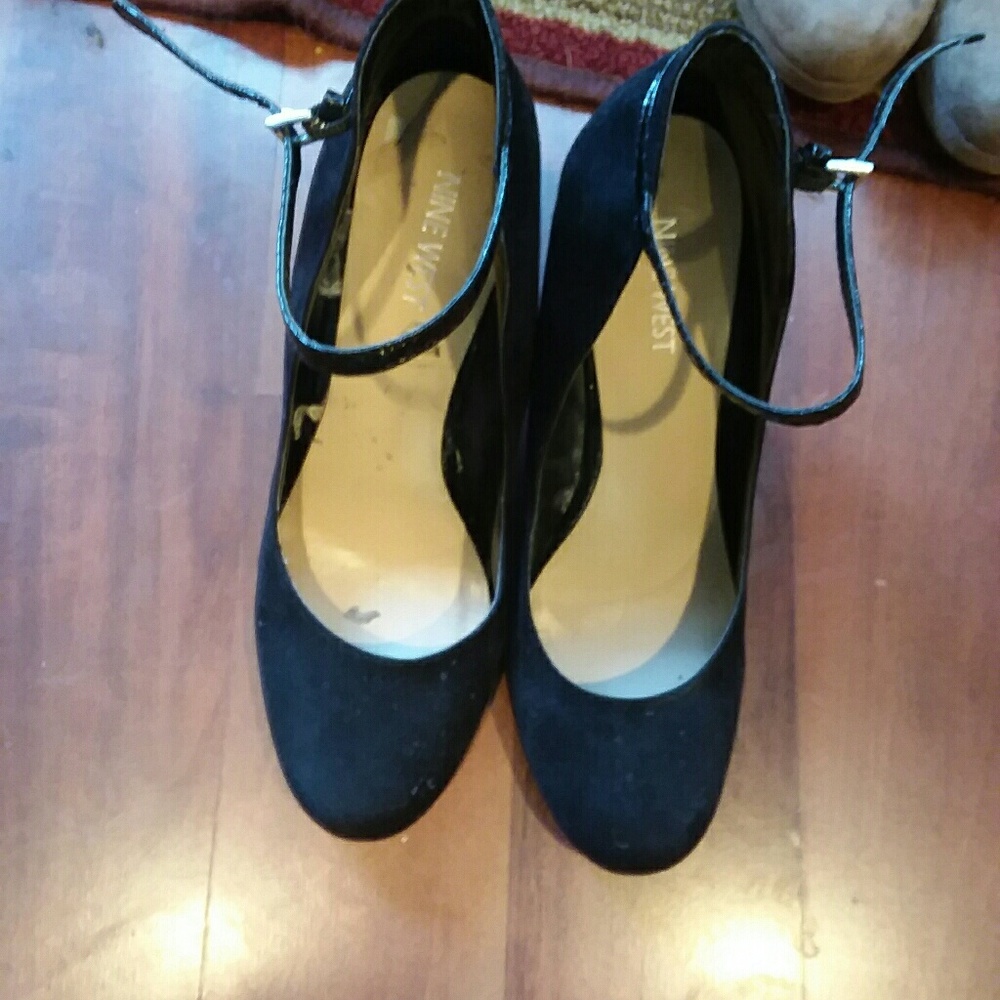 Womens wedge heel shoes